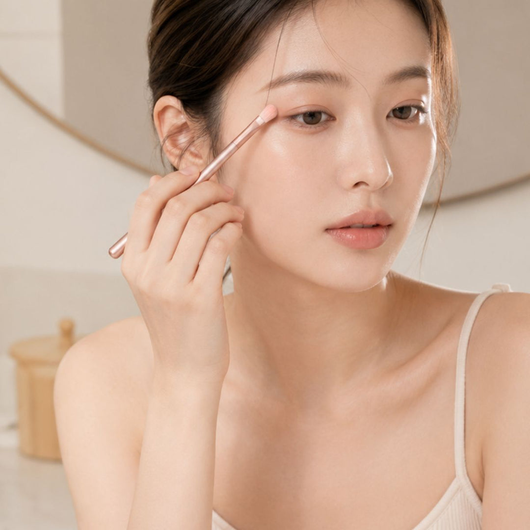 UNIQ Technique PRO Rose Lens Ögonskuggspenslar Sätt med Box - 5 Delar