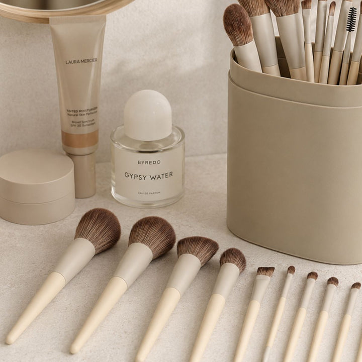 Technique PRO Dover Makeupborstset - 18 st professionella sminkborstar