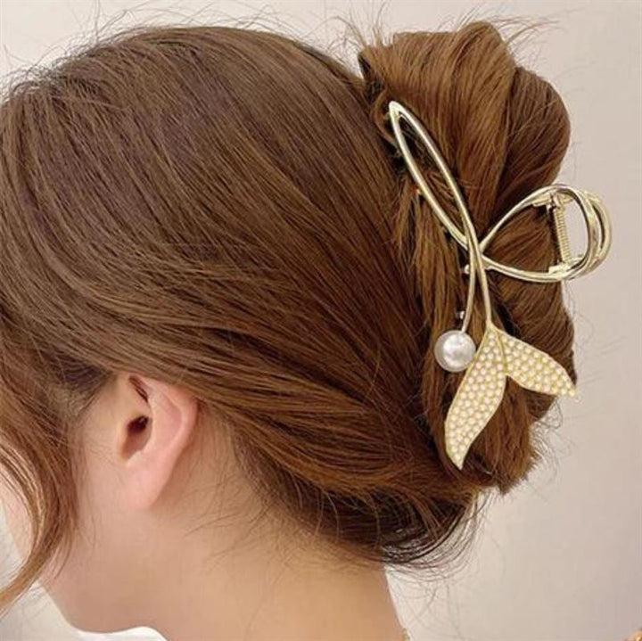Chris Rubin Mermaid Hair Claw - Pearl - Hair Accessories | Fashiongirl