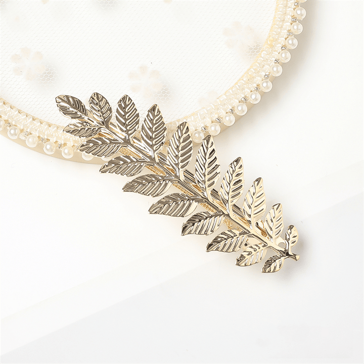 Chris Rubin Nyla Hair Claw - Gold - Hair Accessories | Fashiongirl