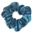 Scrunchie hårsnodd – mörk mint – håraccessoarer