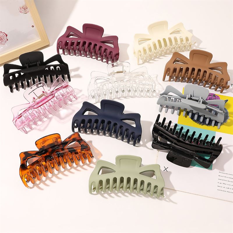 SOHO Astrid Hair Claw - Green - Hair Accessories