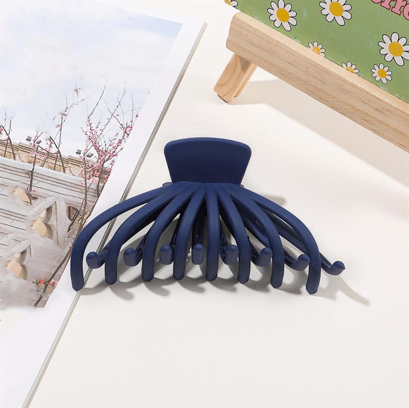SOHO Elida Hair Claw - Navy - Hair Accessories