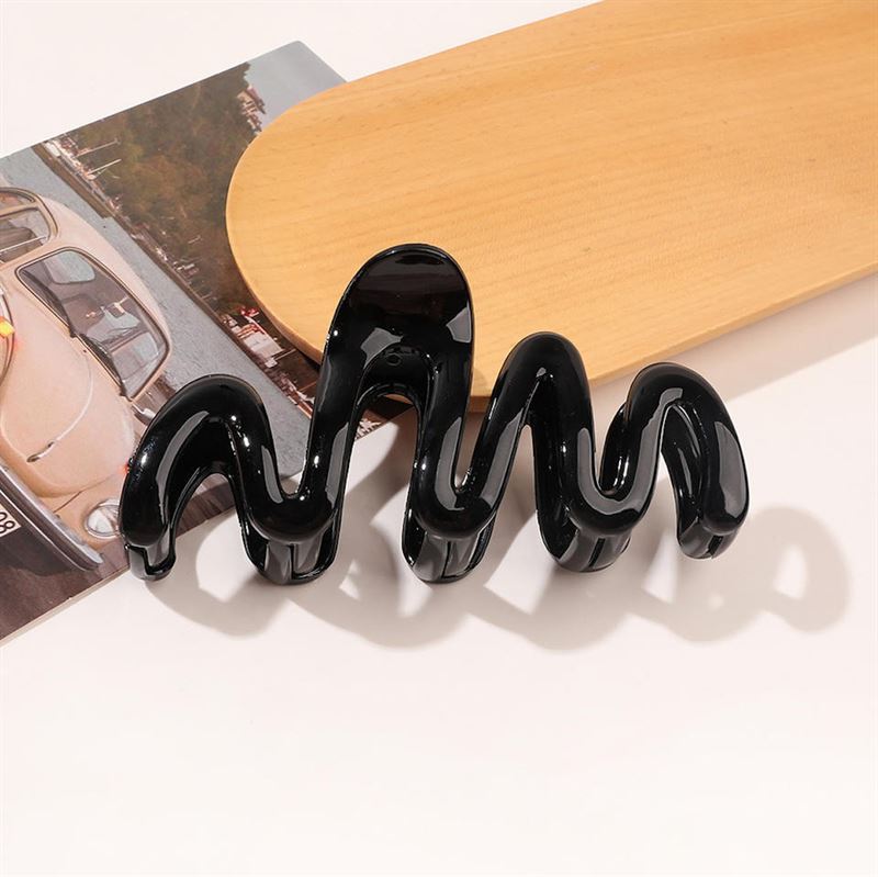 SOHO Malik Hair Claw - Black - Hair Accessories