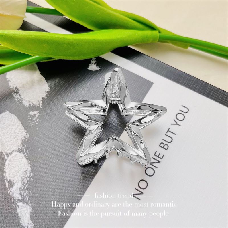SOHO Star Metal Hair Claw - Silver - Hair Accessories