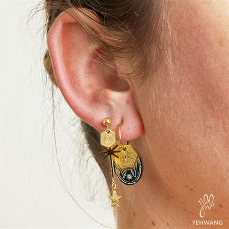 SOHO Sun &amp; Star Earrings - Gold - | Fashiongirl