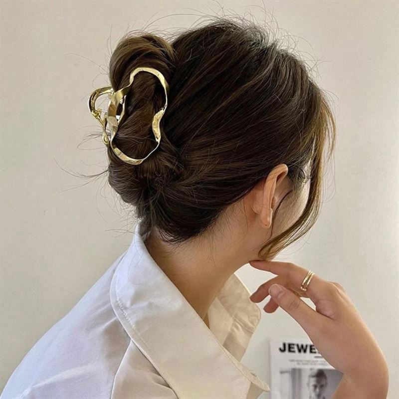 SOHO Tanim Hair Claw - Gold - Hair Accessories